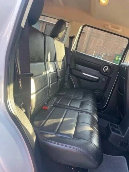 2011 Dodge Nitro - Image 15 of 18
