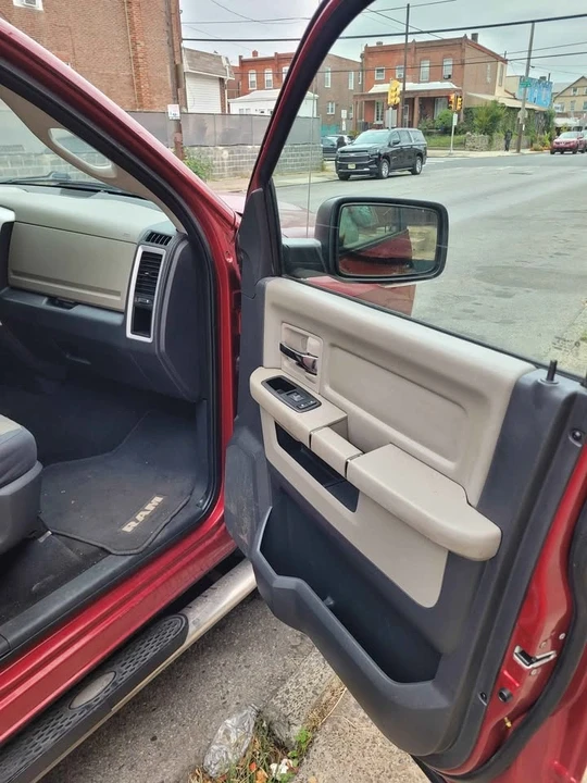 2011 Dodge Ram 4th Gen - Image 12 of 13