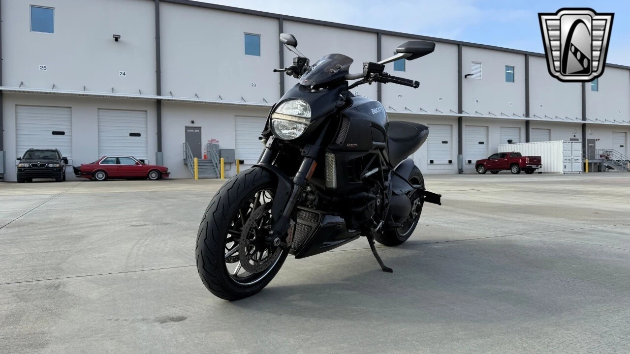 2011 Ducati Diavel - Image 4 of 21
