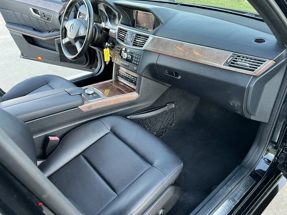 2011 Mercedes-Benz W212 E-Class - Image 18 of 21