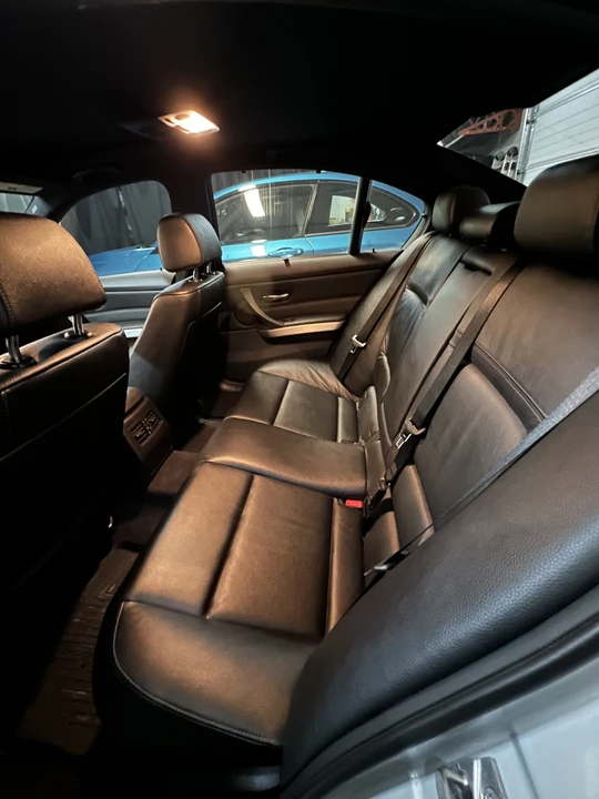 2011 BMW E90 335i Sedan - Image 9 of 14