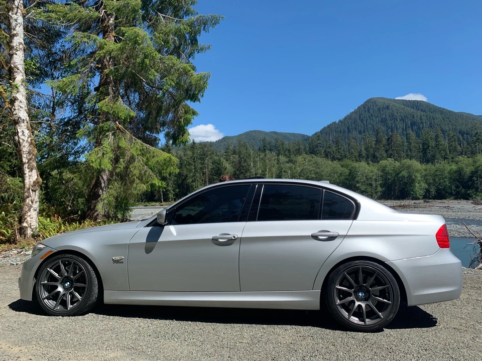 2011 BMW E90 335i Sedan - Image 2 of 14