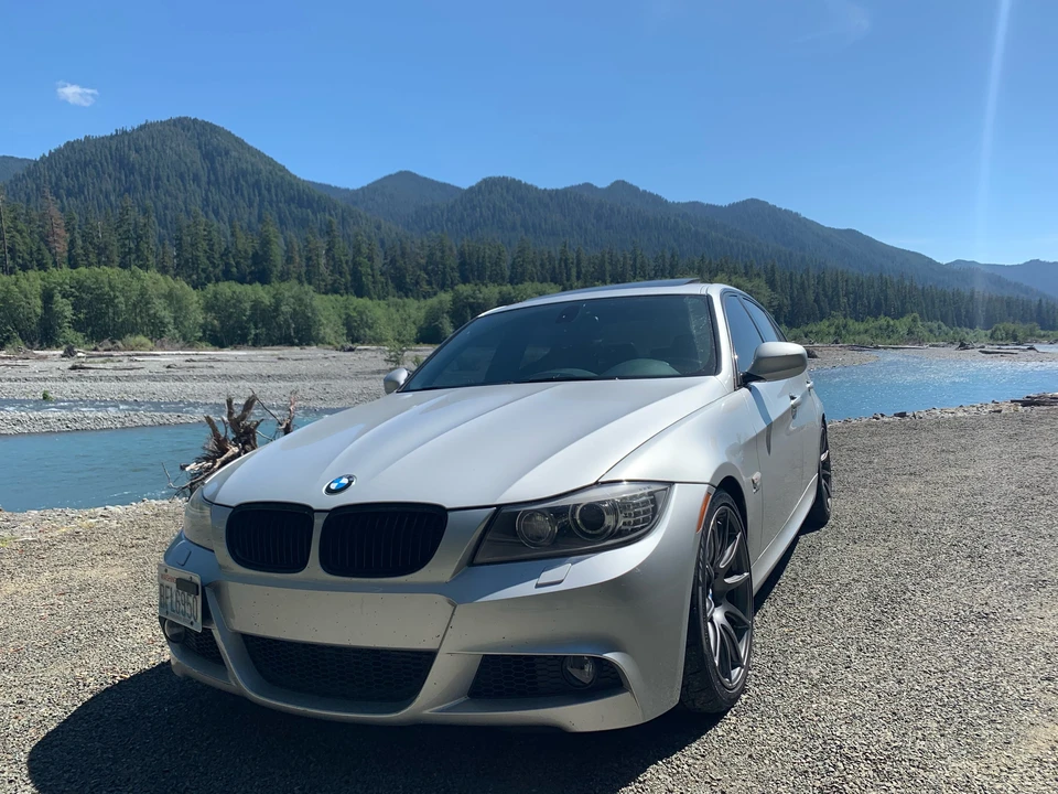 2011 BMW E90 335i Sedan - Image 4 of 14