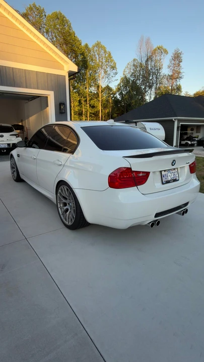 2011 BMW E90 M3 Sedan - Image 5 of 7