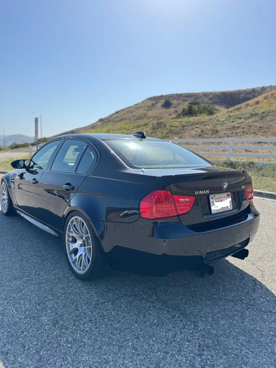 2011 BMW E90 M3 Sedan - Image 10 of 18
