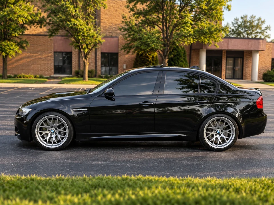 2011 BMW E90 M3 Sedan - Image 3 of 16