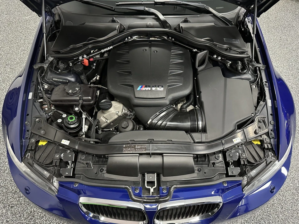 2011 BMW E90 M3 Sedan - Image 26 of 31