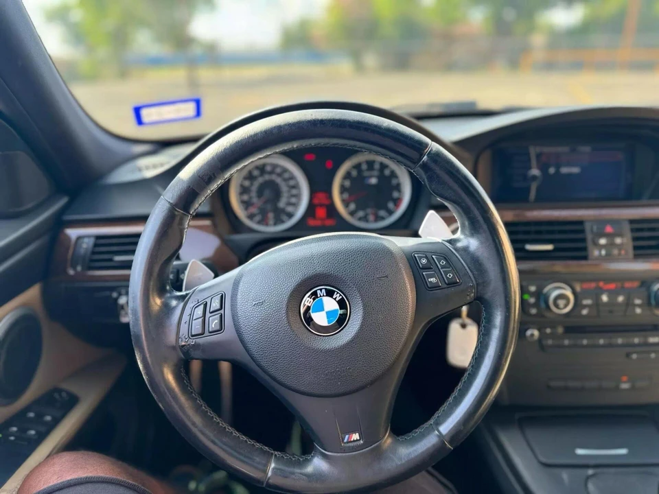 2011 BMW E90 M3 Sedan - Image 15 of 20