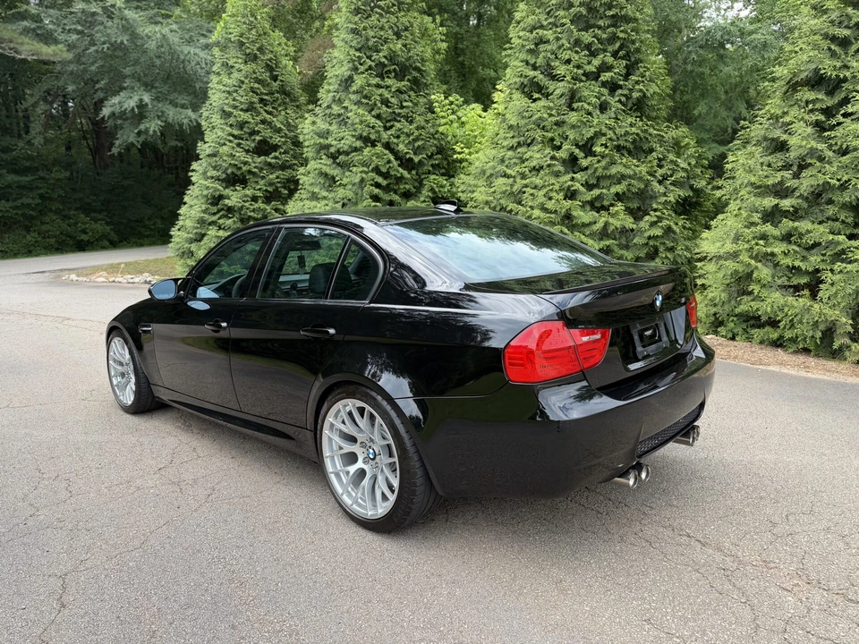 2011 BMW E90 M3 Sedan - Image 5 of 31
