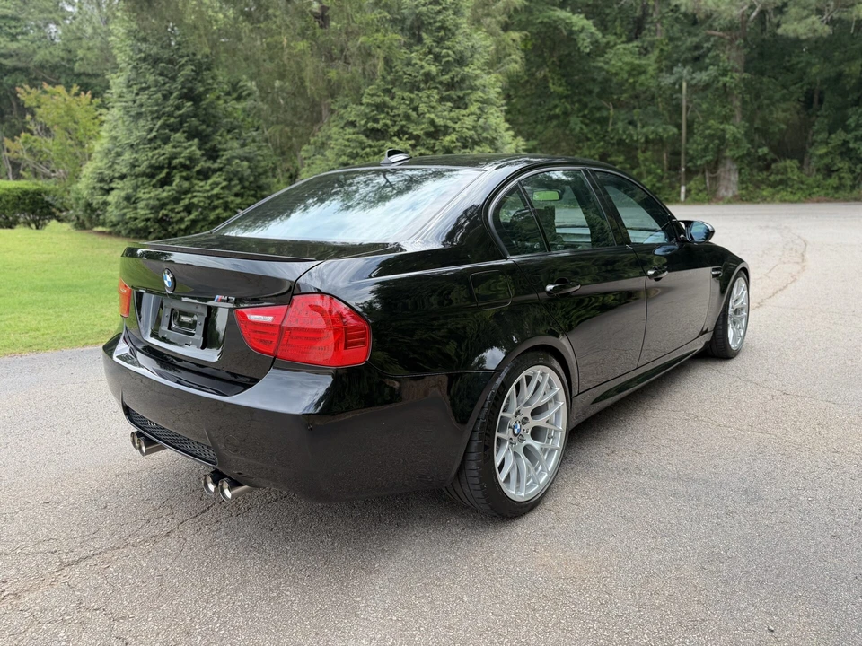 2011 BMW E90 M3 Sedan - Image 7 of 31