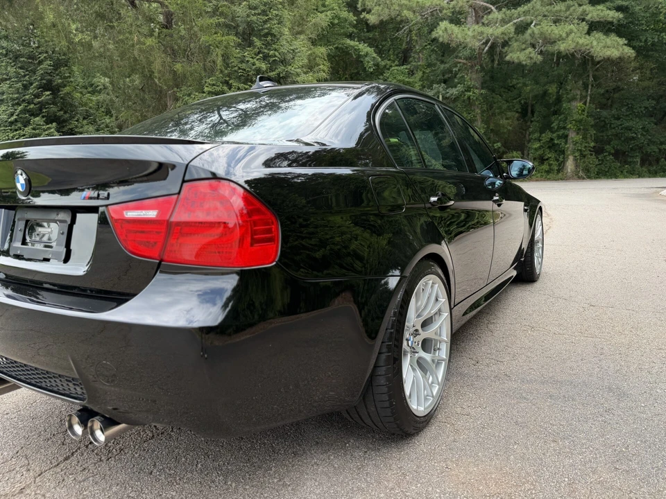 2011 BMW E90 M3 Sedan - Image 17 of 31