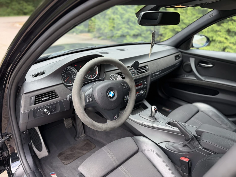 2011 BMW E90 M3 Sedan - Image 2 of 31