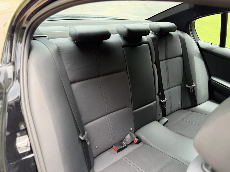 2011 BMW E90 M3 Sedan - Image 26 of 31