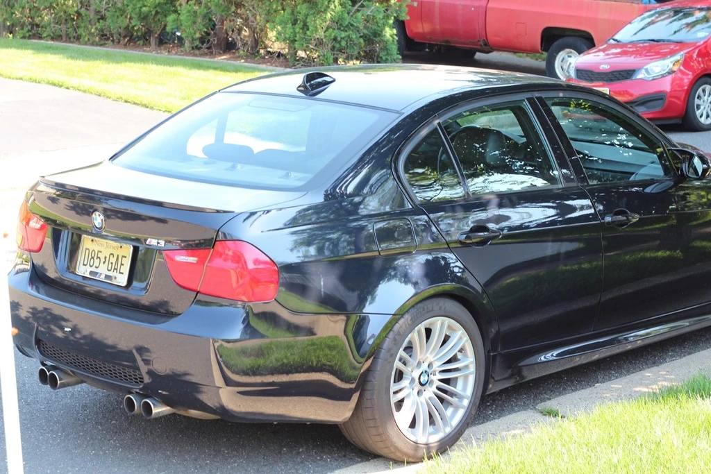 2011 BMW E90 M3 Sedan - Image 4 of 9