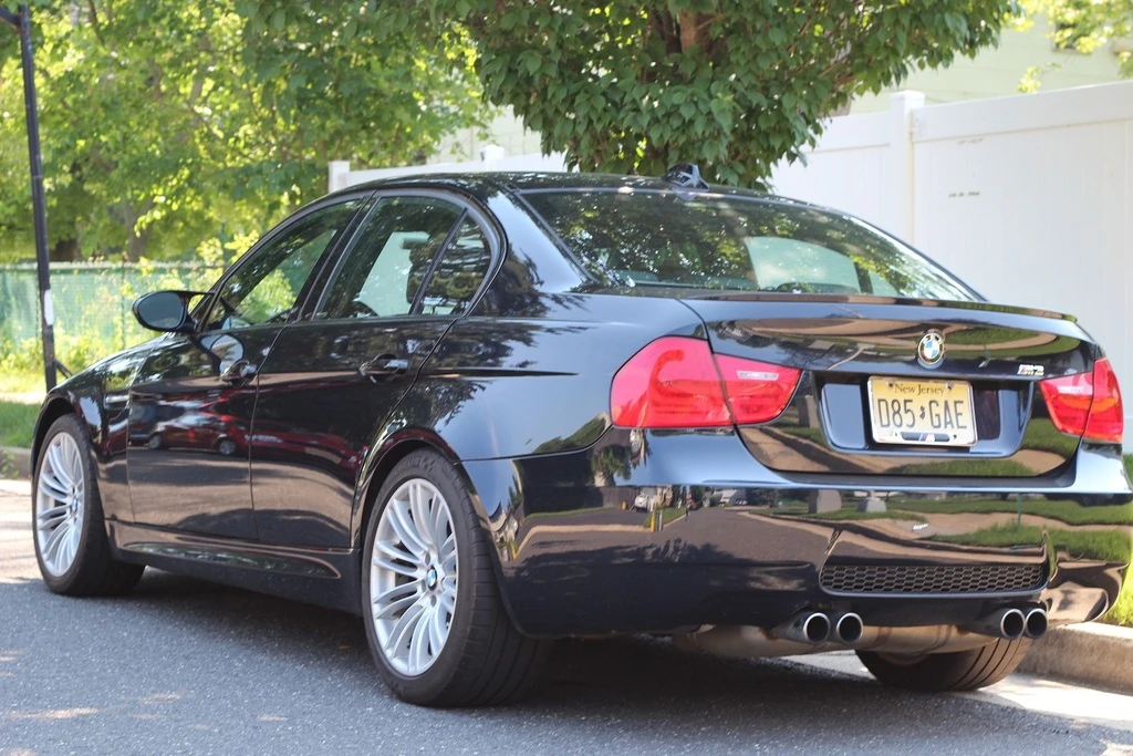 2011 BMW E90 M3 Sedan - Image 7 of 9