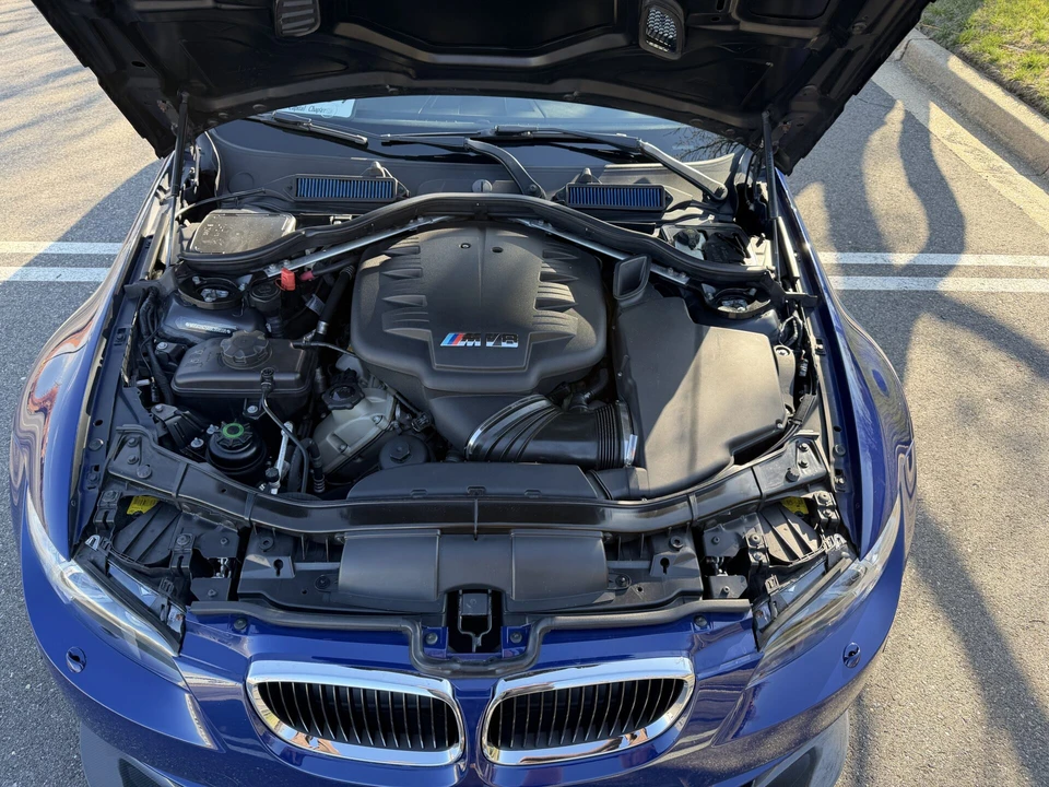 2011 BMW E92 M3 Coupe - Image 16 of 17