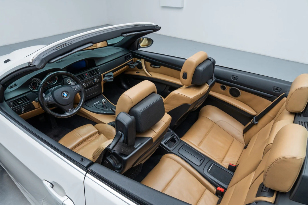 2011 BMW E93 M3 Convertible - Image 4 of 15