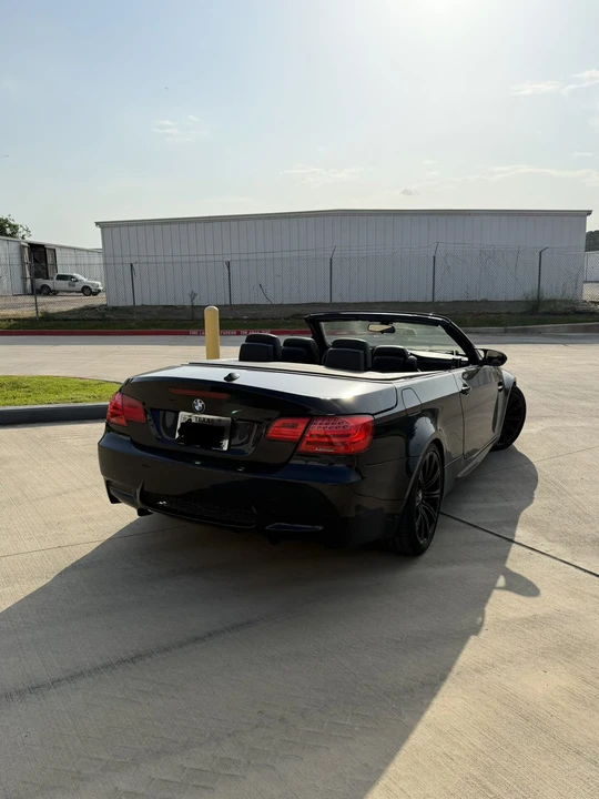 2011 BMW E93 M3 Convertible - Image 14 of 14
