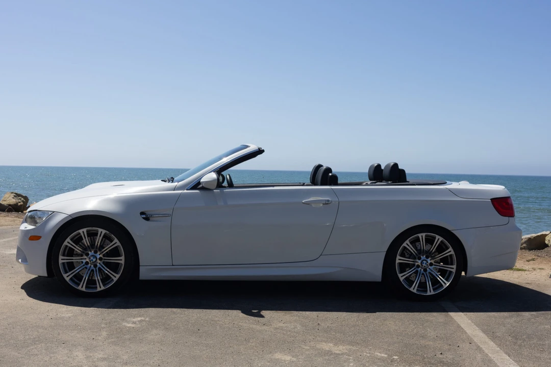 2011 BMW E93 M3 Convertible - Image 10 of 20