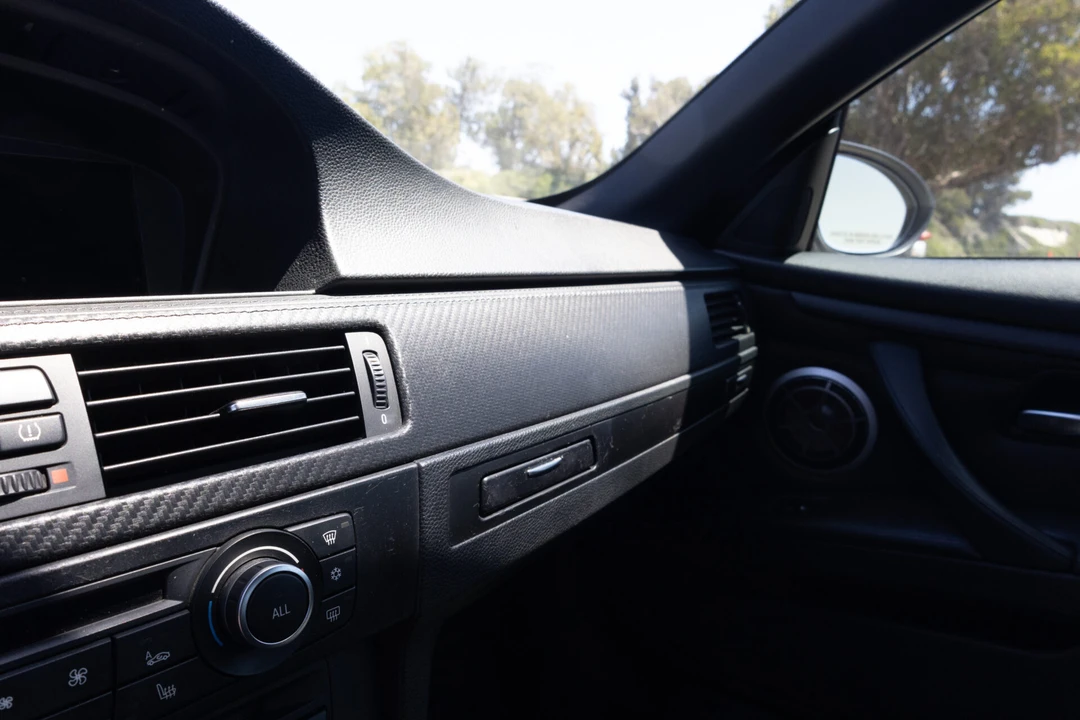 2011 BMW E93 M3 Convertible - Image 15 of 20