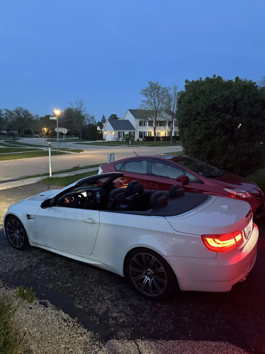2011 BMW E93 M3 Convertible - Image 5 of 8