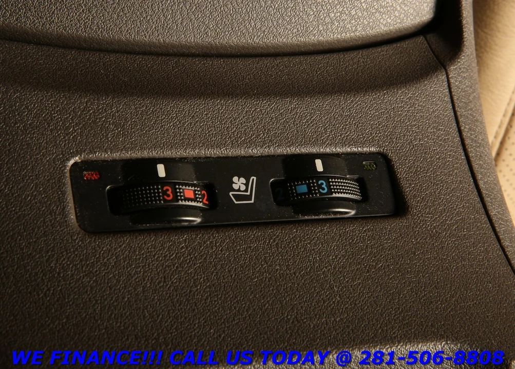 2011 Lexus ES 4th Gen - Image 17 of 21