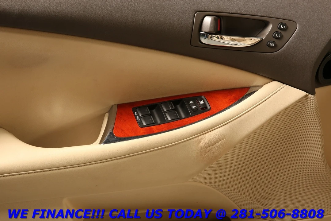 2011 Lexus ES 4th Gen - Image 9 of 21