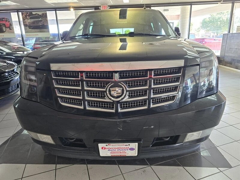 2011 Cadillac Escalade & EXT 3rd Gen - Image 3 of 4