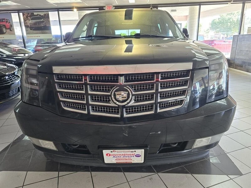 2011 Cadillac Escalade & EXT 2nd Gen - Image 3 of 4