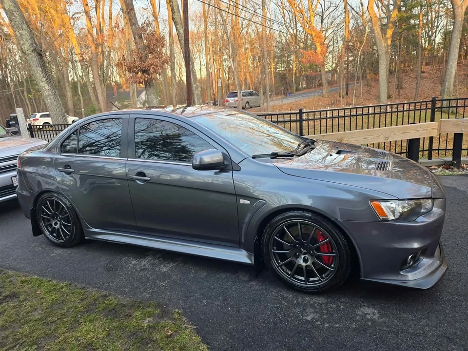 2011 Mitsubishi Lancer Evolution X 9th Gen - Image 4 of 8