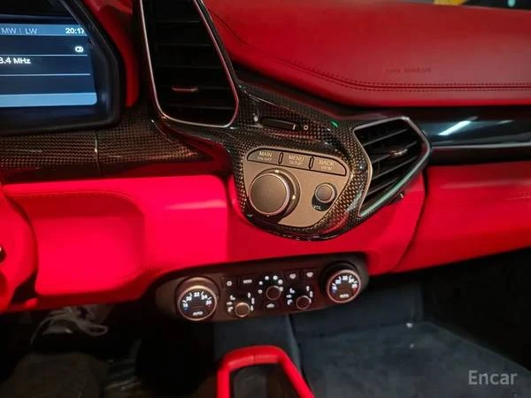 2011 Ferrari 458 Italia - Image 3 of 13