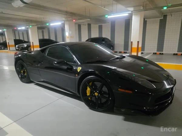 2011 Ferrari 458 Italia - Image 12 of 13