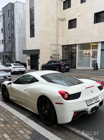 2011 Ferrari 458 Italia - Image 14 of 16
