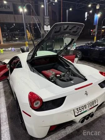 2011 Ferrari 458 Italia - Image 3 of 16