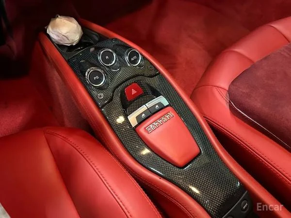 2011 Ferrari 458 Italia - Image 3 of 18