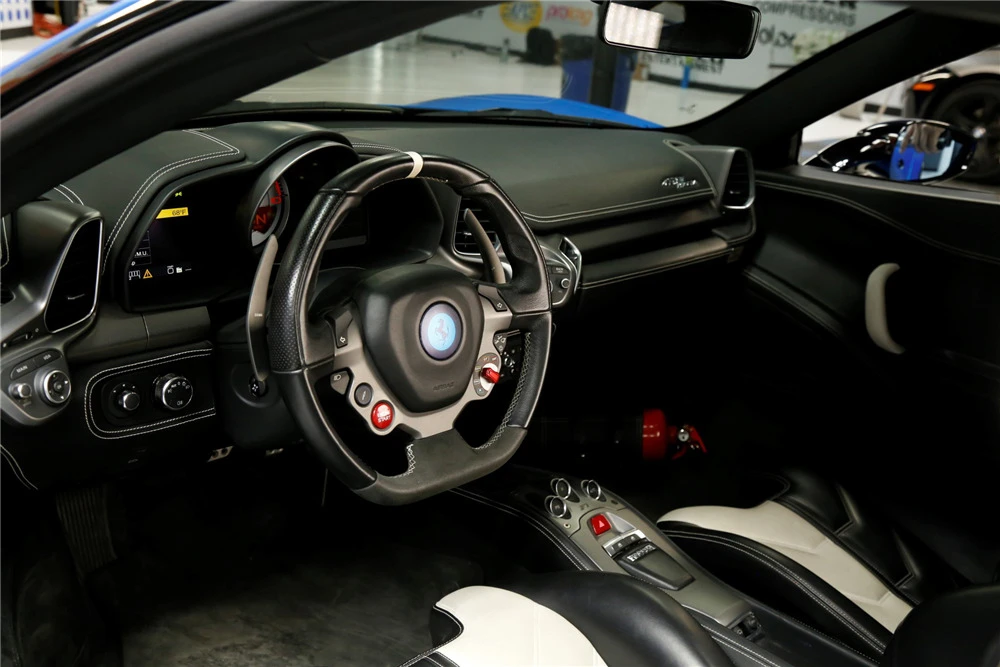 2011 Ferrari 458 Italia - Image 4 of 7