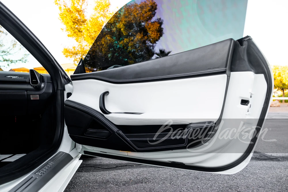 2011 Ferrari 458 Italia - Image 6 of 30