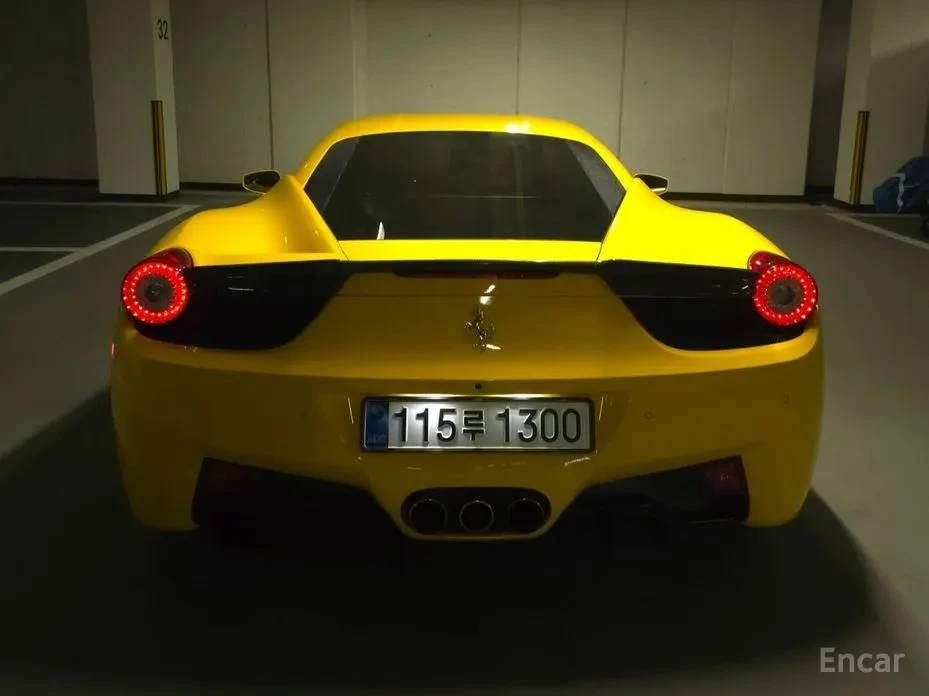 2011 Ferrari 458 Italia - Image 19 of 20