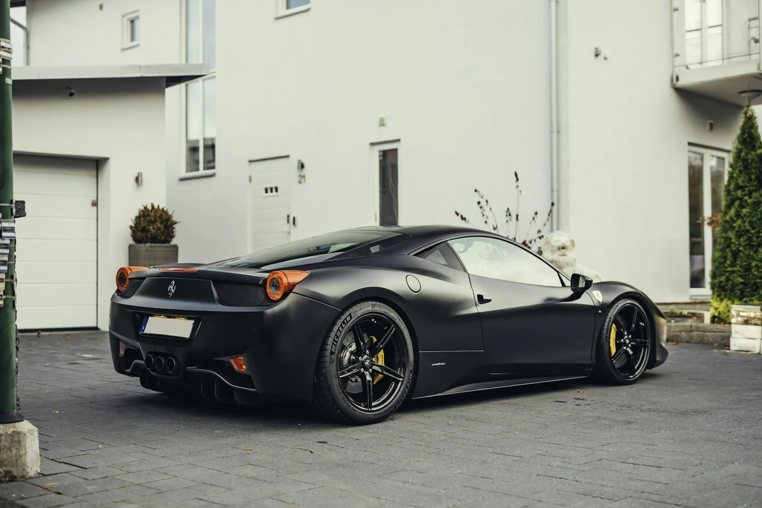 2011 Ferrari 458 Italia - Image 5 of 31