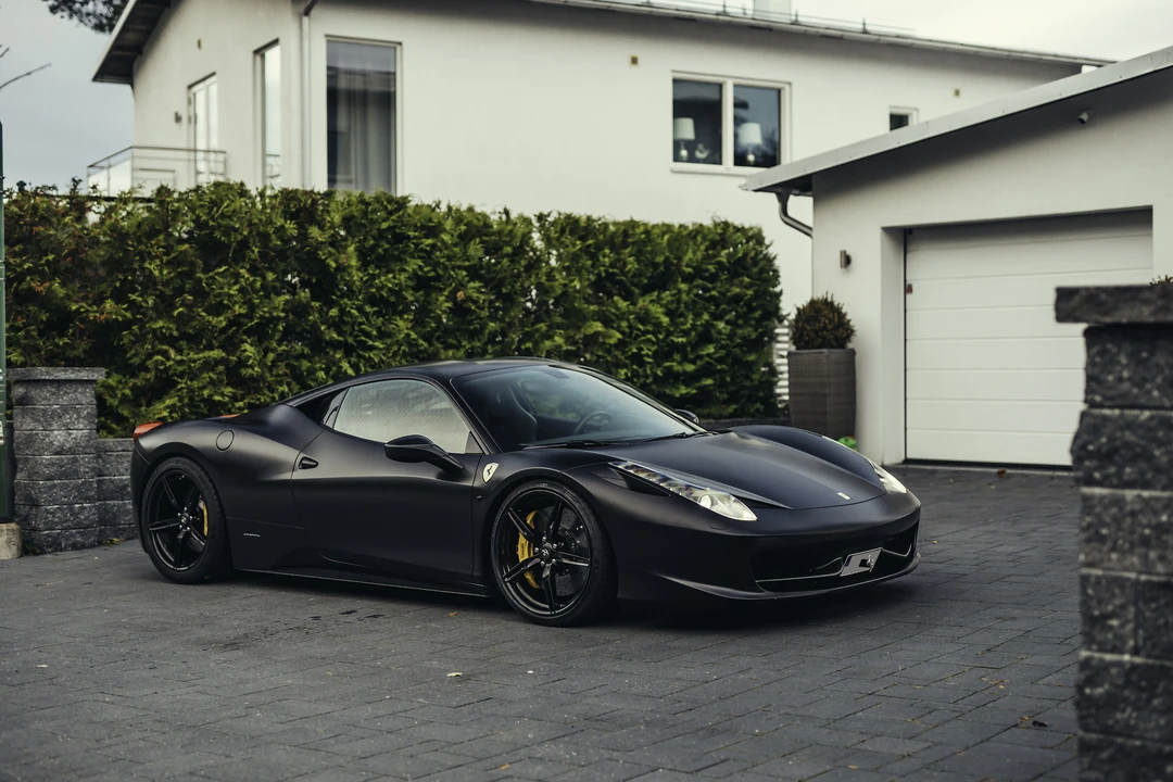 2011 Ferrari 458 Italia - Image 13 of 31