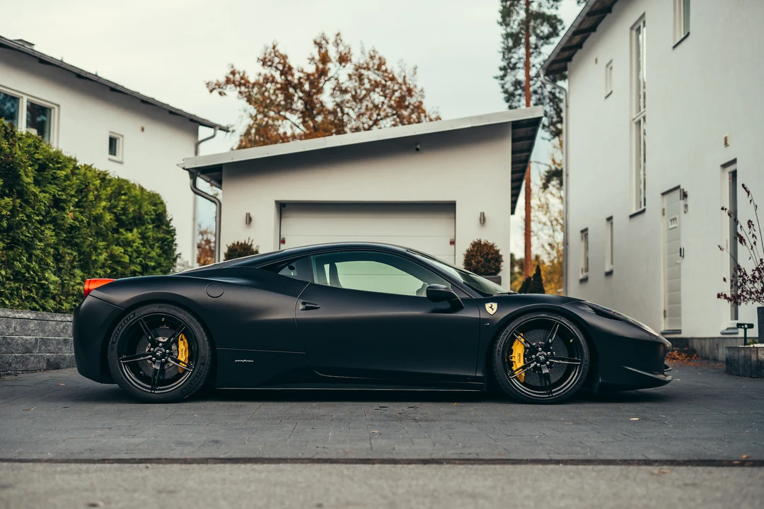 2011 Ferrari 458 Italia - Image 9 of 31