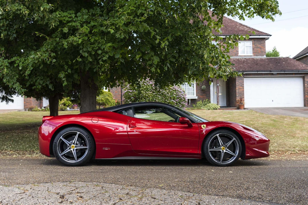 2011 Ferrari 458 Italia - Image 17 of 31