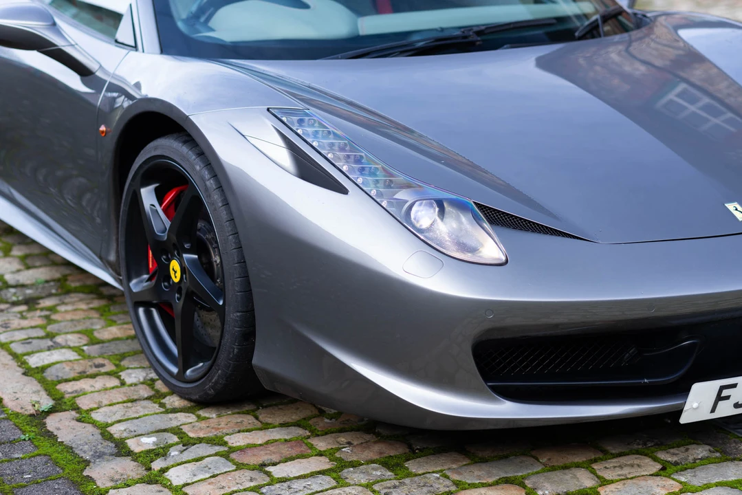 2011 Ferrari 458 Italia - Image 12 of 31