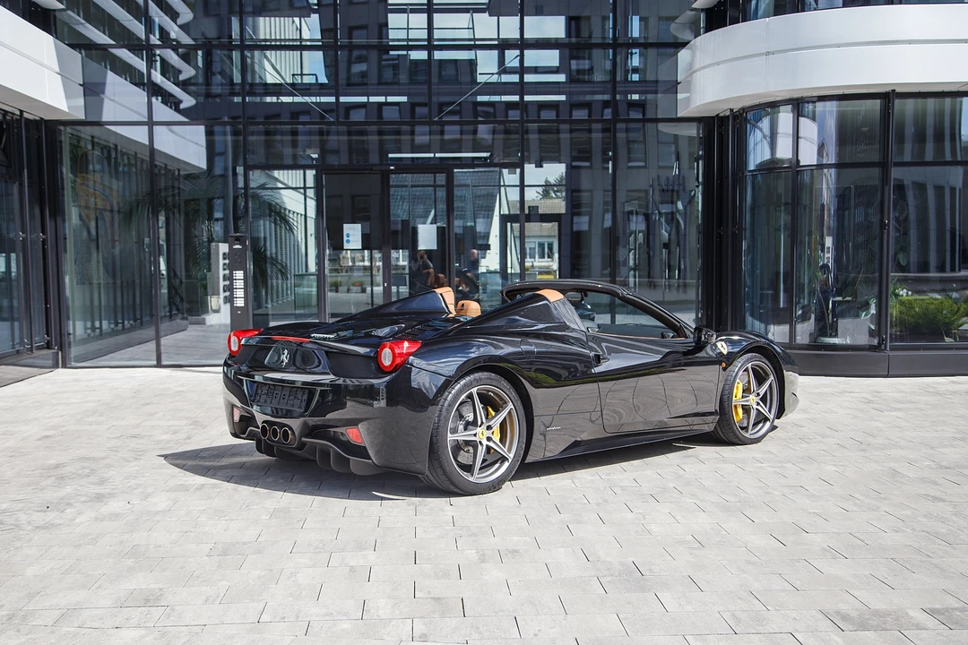 2011 Ferrari 458 Spider - Image 10 of 31