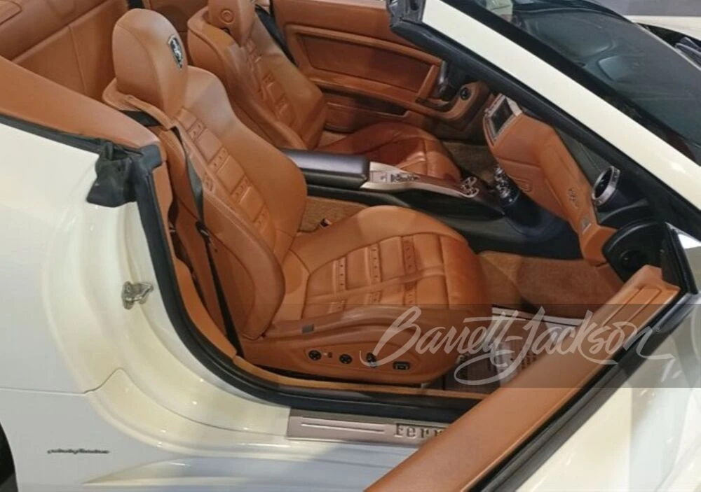 2011 Ferrari California - Image 8 of 16