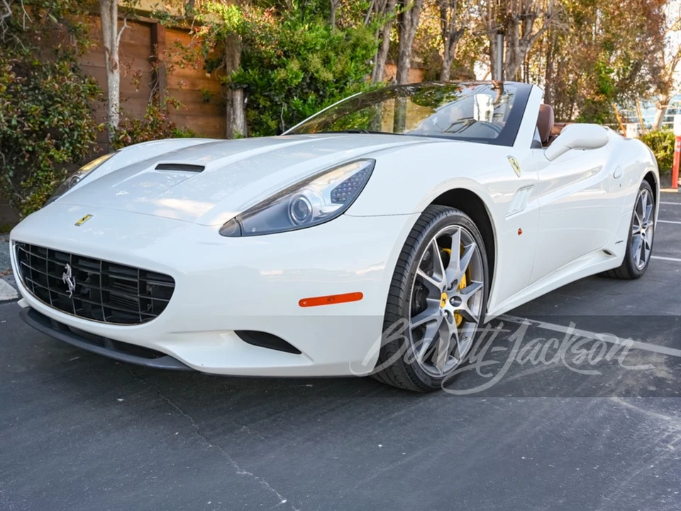 2011 Ferrari California - Image 11 of 16