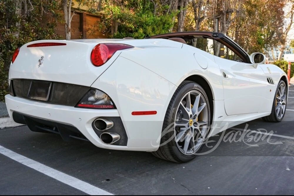 2011 Ferrari California - Image 3 of 16