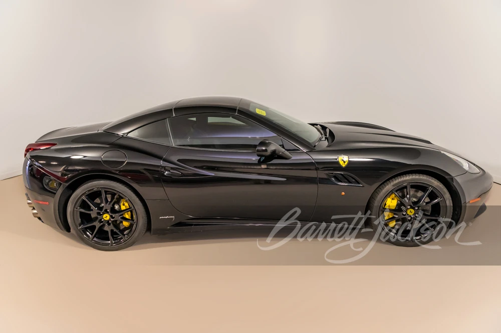 2011 Ferrari California - Image 13 of 31