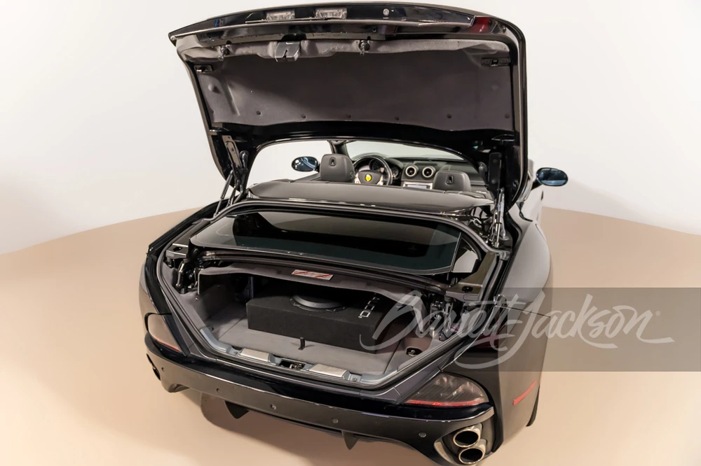 2011 Ferrari California - Image 16 of 31