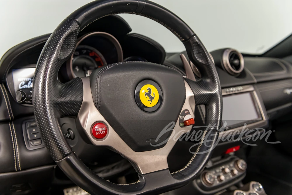 2011 Ferrari California - Image 17 of 31